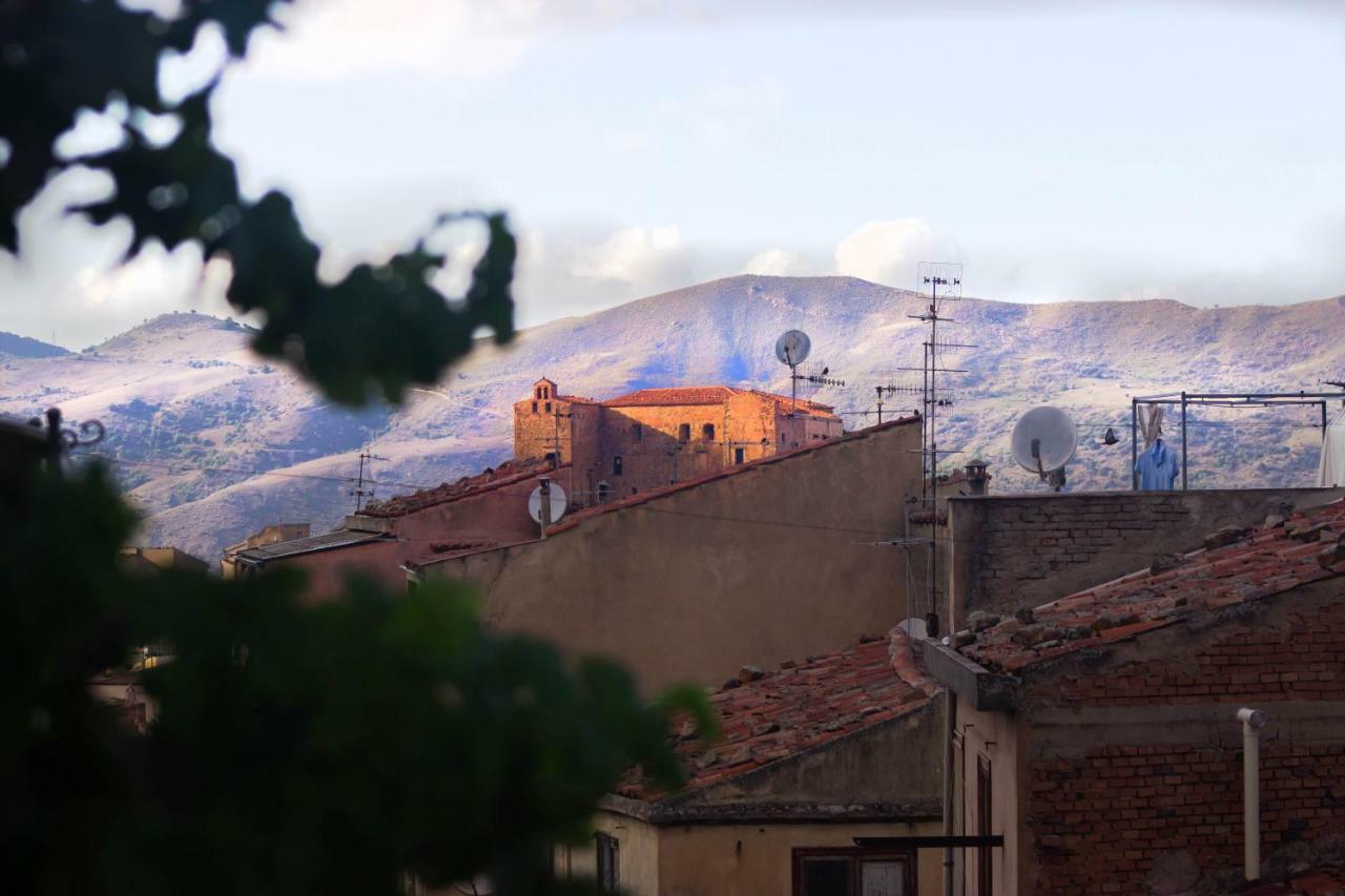 Hotel Casa "A Chiazzetta" à Castelbuono  Extérieur photo